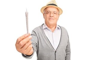 After six months of treatment with medical cannabis, over 14 percent of elderly patients stopped using opioids altogether, while another 3.7 percent were able to reduce their dosage of opiates.