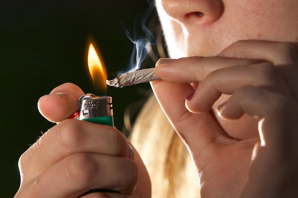 Marijuana Study Explains How Cannabinoids Help People Experiencing Pain