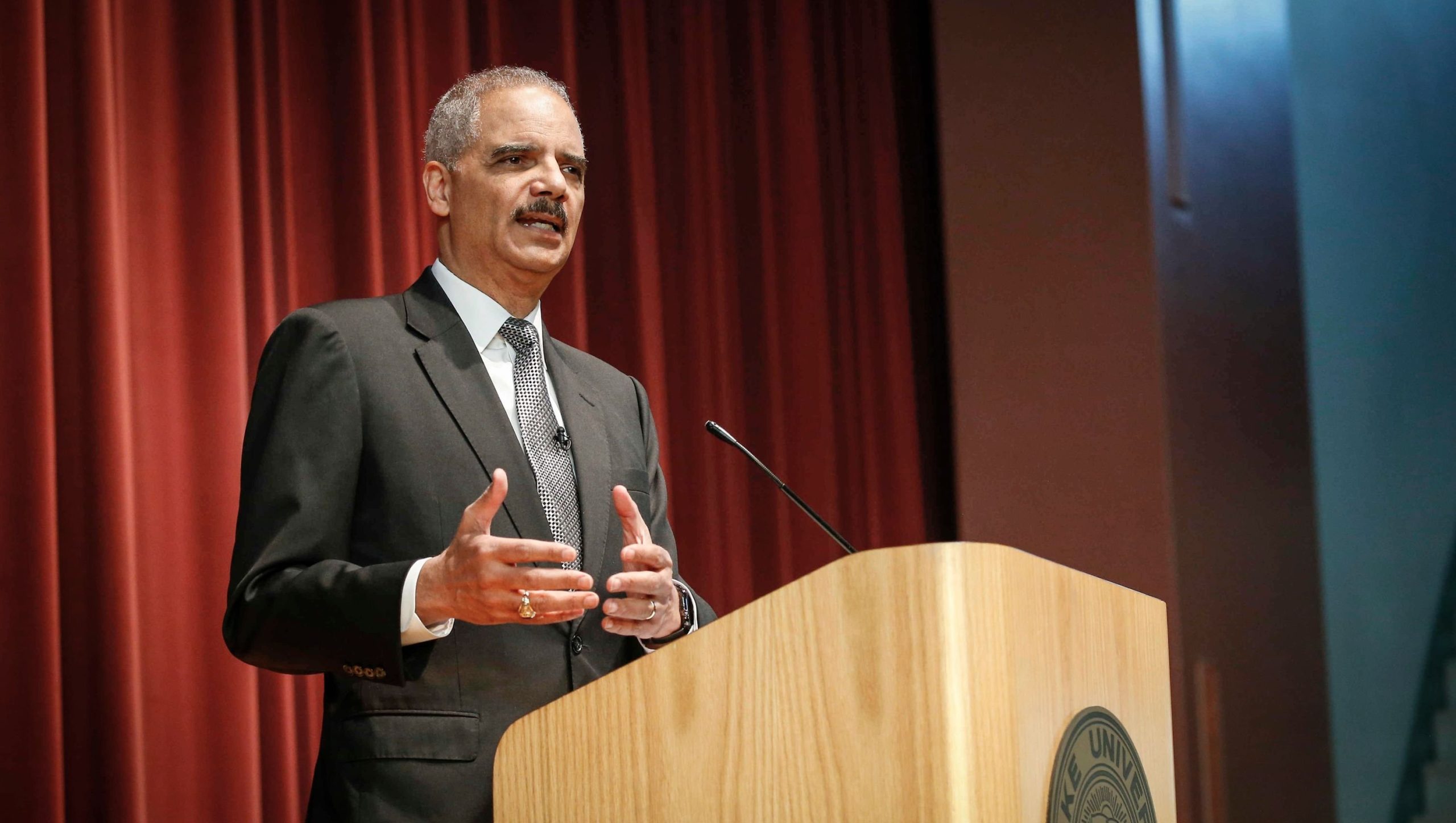 Former AG Eric Holder visits Des Moines, Iowa and told law students he would vote for marijuana legalization if he were a member of Congress. Holder also implied that he lobbied unsuccessfully internally to get the Obama administration to reschedule cannabis.